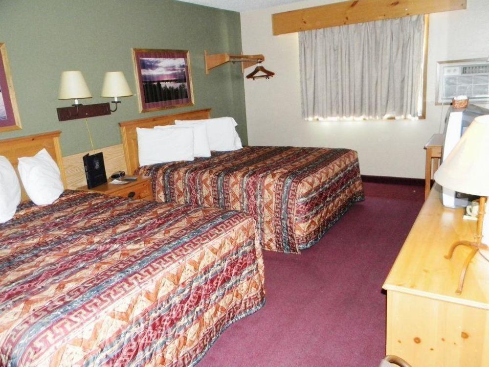 ซูเปอร์ 8 บาย วินด์แฮม แชมเบอร์เลน เซาท์ดาโคตา Hotel เชมเบอร์เลน ภายนอก รูปภาพ